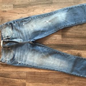 Skinny High-Waist Jean